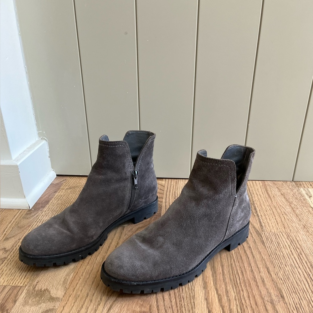 Vince womens suede lug boots